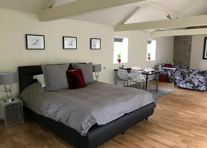 Hemples Lodge Newcastle 